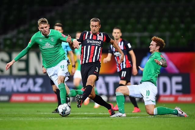 字母哥20+7+6希腊男篮胜澳大利亚 兰代尔17分